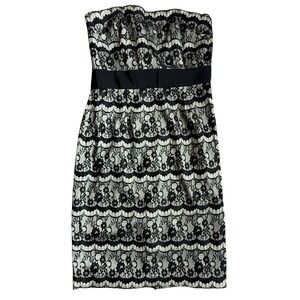 White House Black Market Black White Floral Lace Strapless Cocktail Dress Size 6